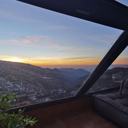 シエラネバダApartamento Proximo A Pistas Y Plaza Central, Vistas Increiblesアパートメント エクステリア 写真