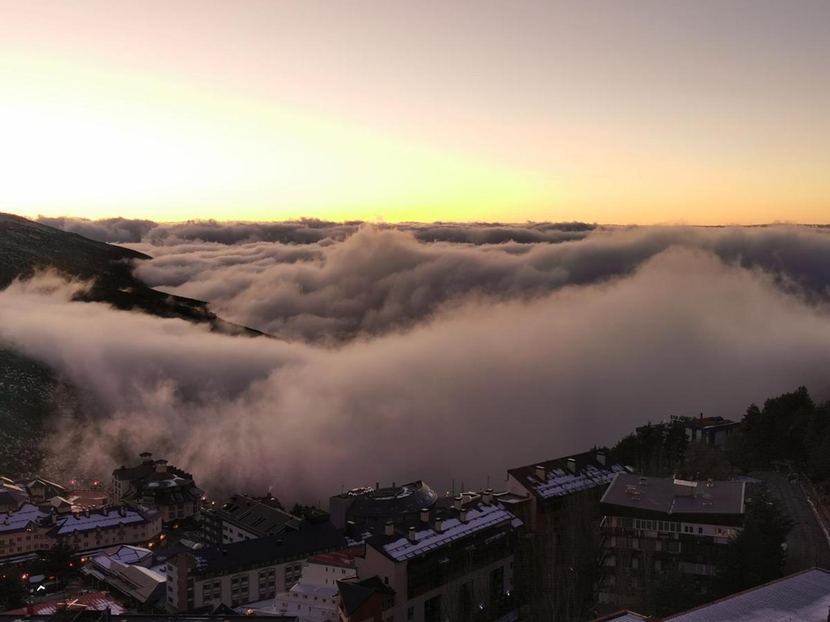 シエラネバダApartamento Proximo A Pistas Y Plaza Central, Vistas Increiblesアパートメント エクステリア 写真