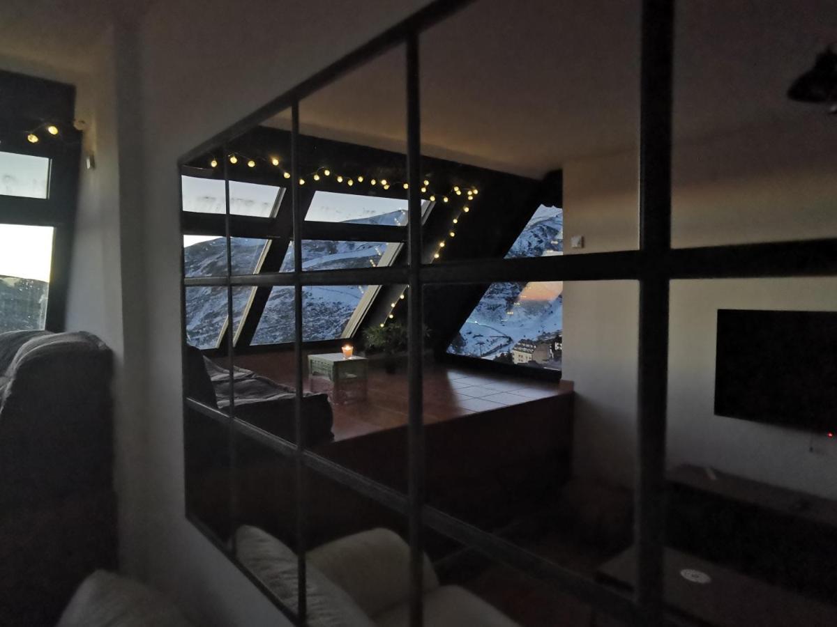 シエラネバダApartamento Proximo A Pistas Y Plaza Central, Vistas Increiblesアパートメント エクステリア 写真